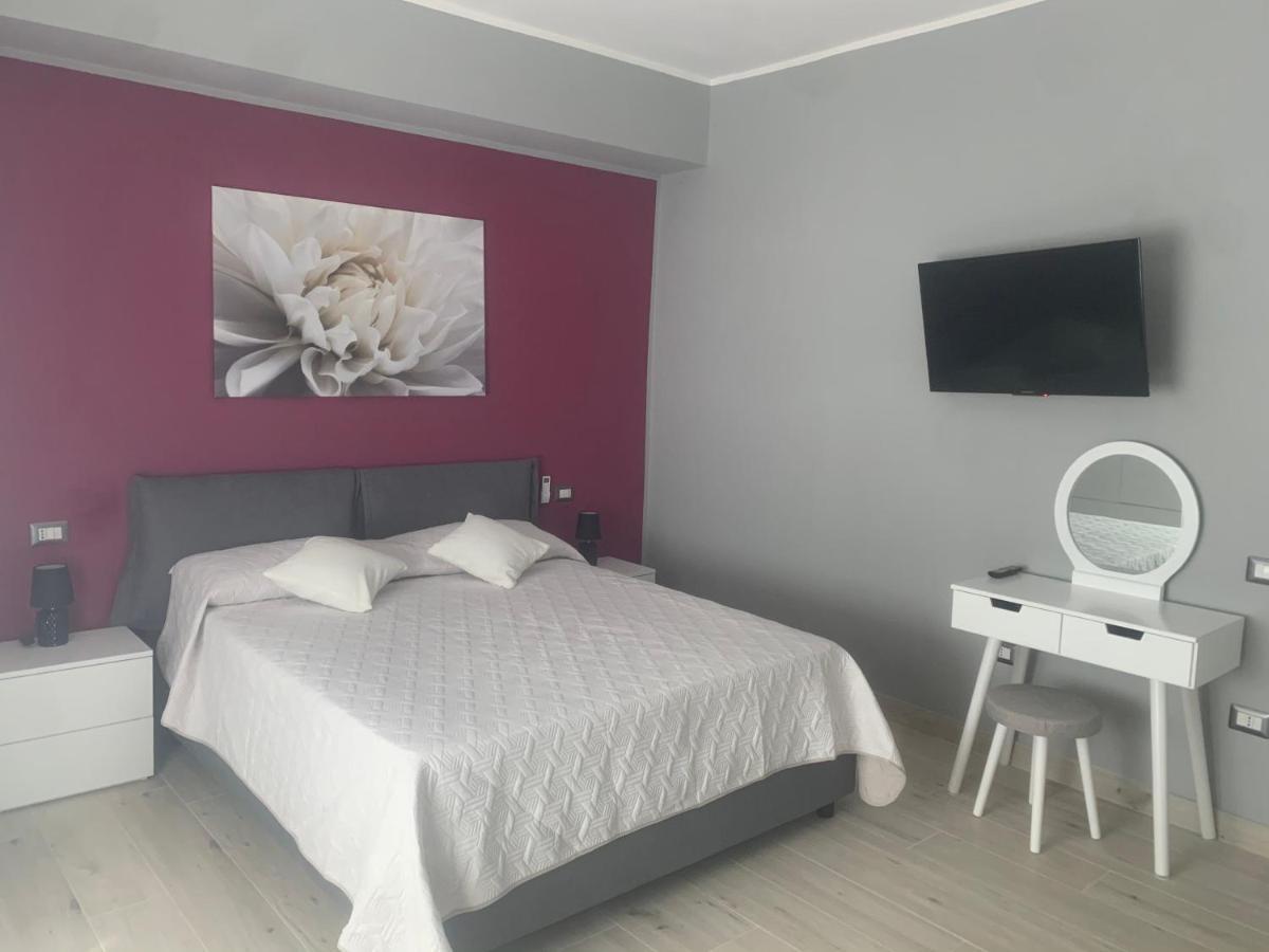 Le Stanze Di Dalia Bed and Breakfast Crotone Eksteriør billede