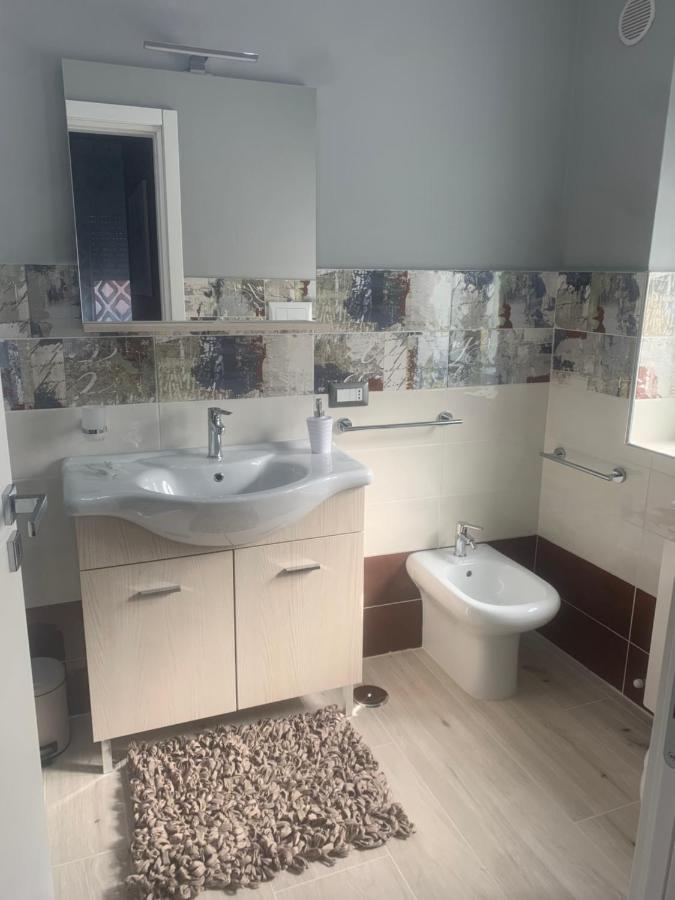 Le Stanze Di Dalia Bed and Breakfast Crotone Eksteriør billede